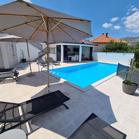 Studio Apartmani Milovic Требинье Экстерьер фото