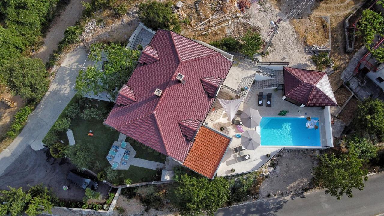 Studio Apartmani Milovic Требинье Экстерьер фото